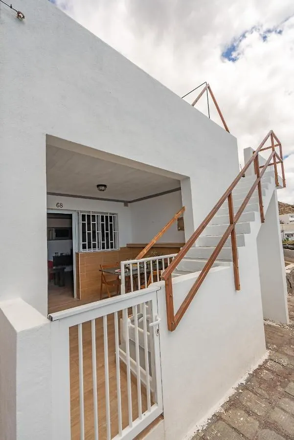 فيلا سانتا كروز دي تينيريففي Front Line, Unbeatable Terrace 10M From The Sea 0*,  إسبانيا